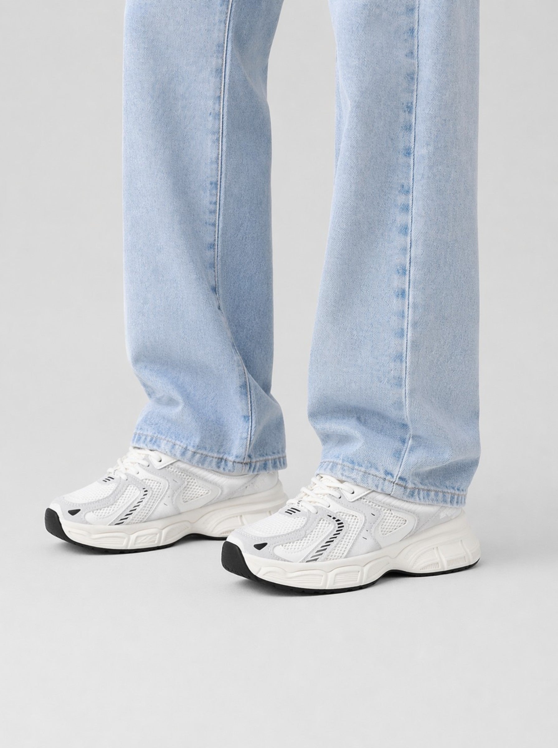 Women's Retro Chunky Mesh Sneakers - White/Grey