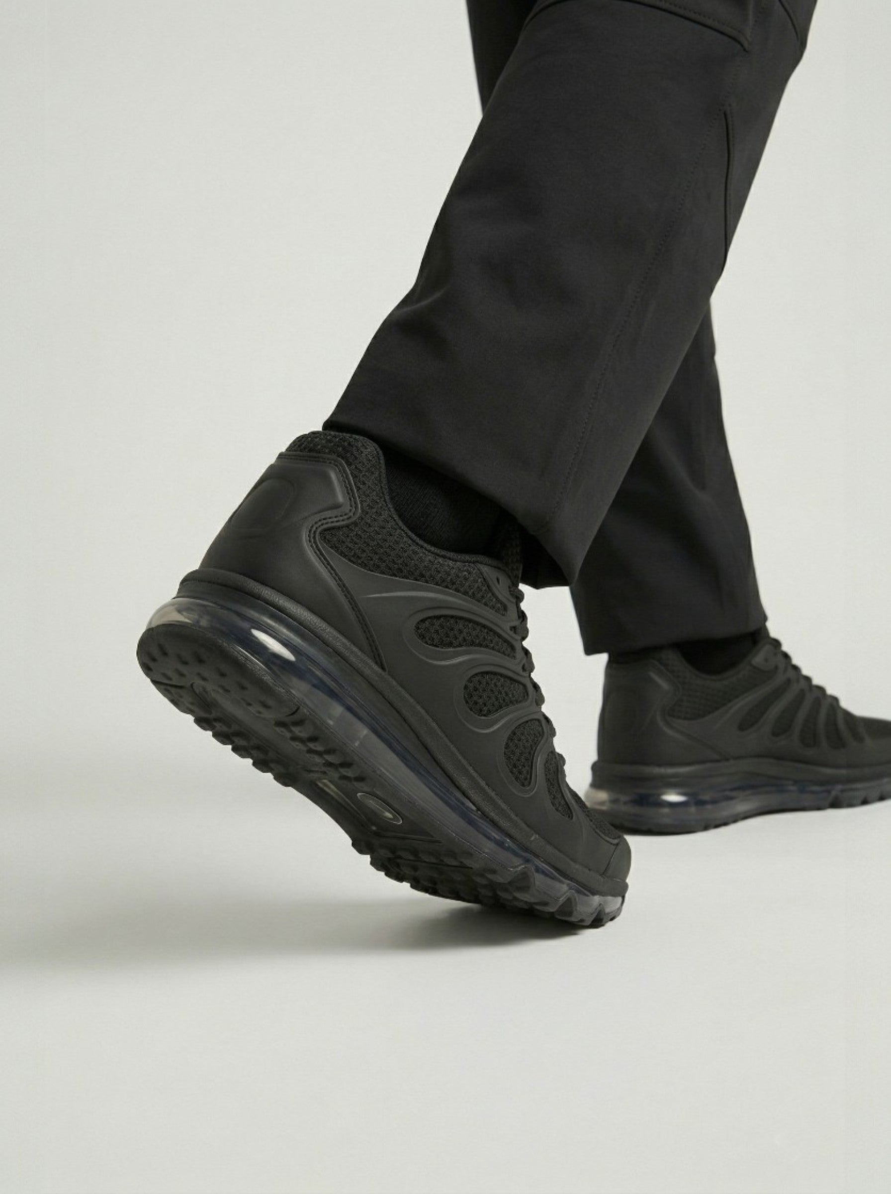 Men's Retro Earth Sage Runner