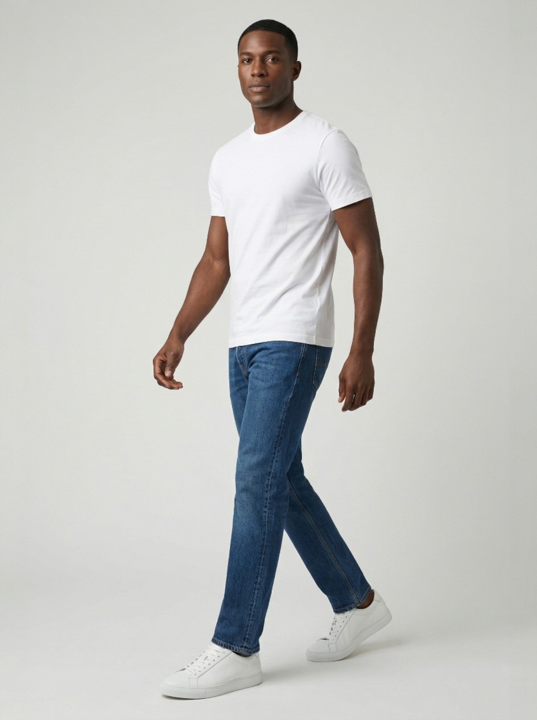 Men's Essential Minimalist White Leather Sneakers