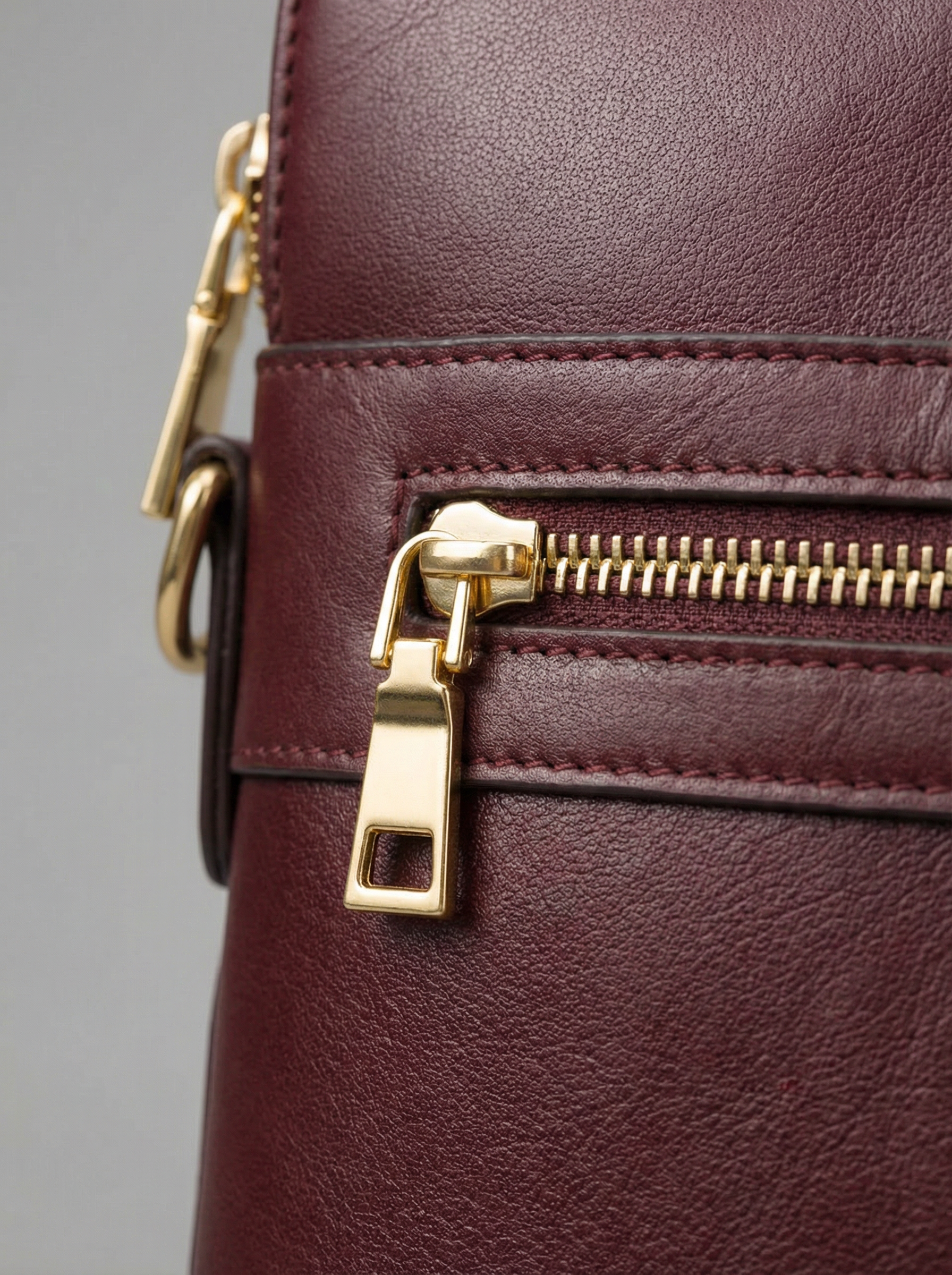 Men's Professional Slim Briefcase "LYXD" — Burgundy & Gold Edition