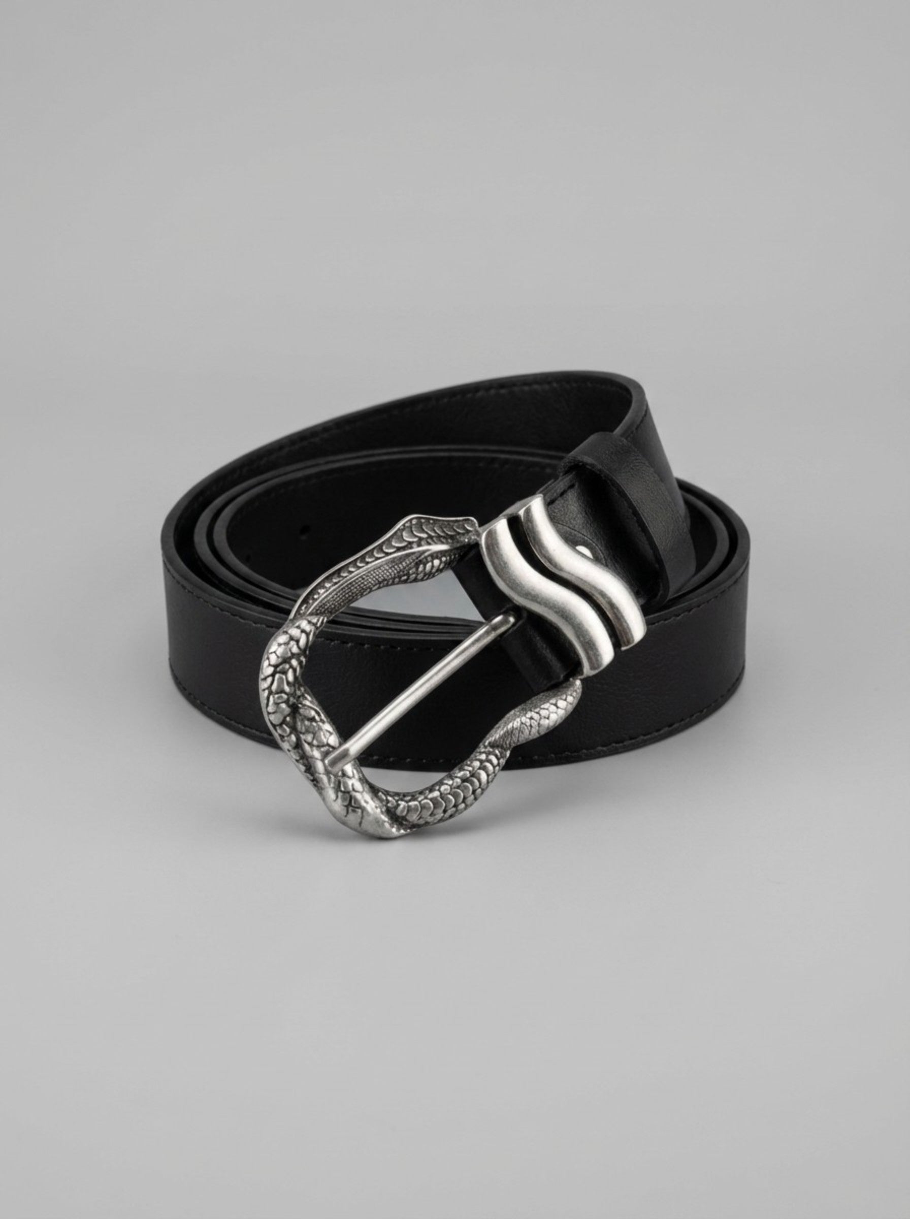 Women's "Midnight Serpent" Leather Belt — Antique Silver Edition