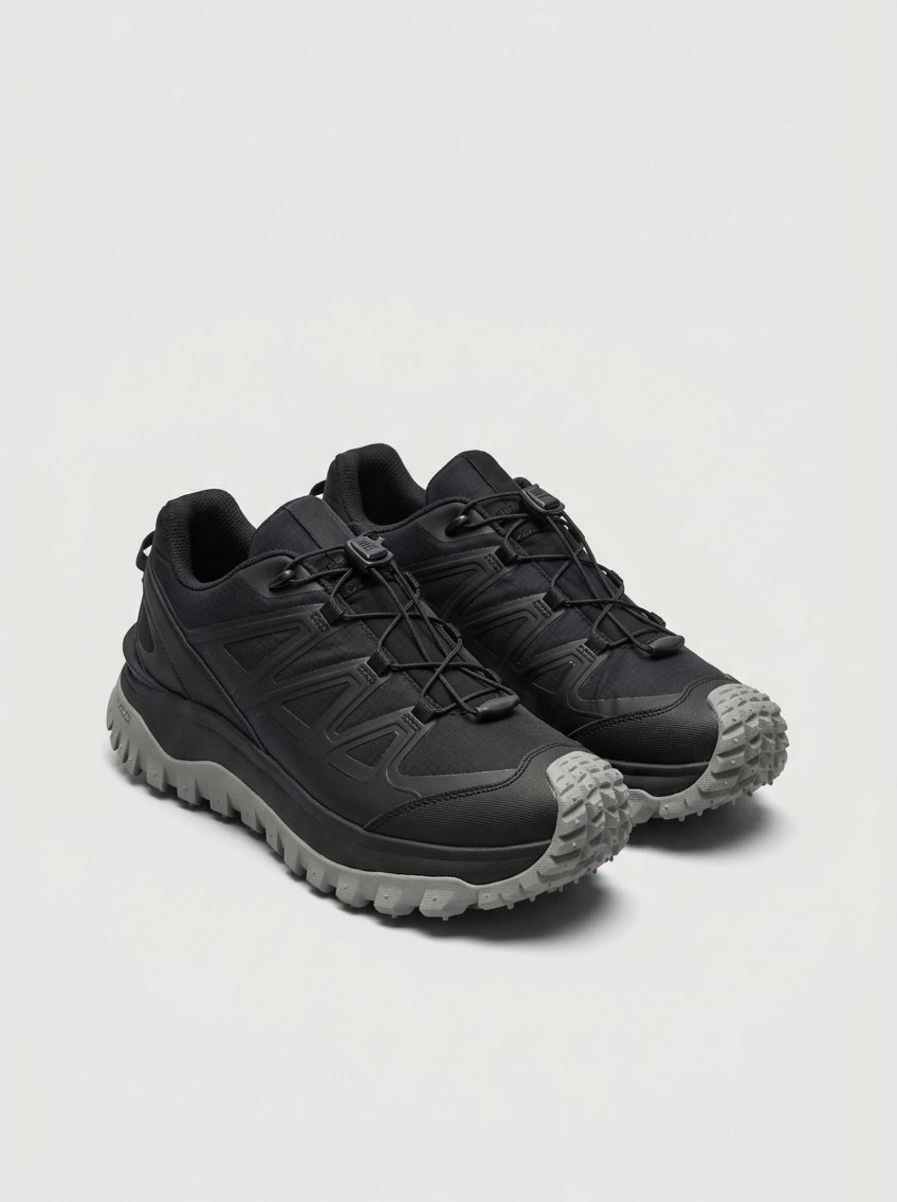 Men's Technical Trail Runner — Black/Graphite Grey